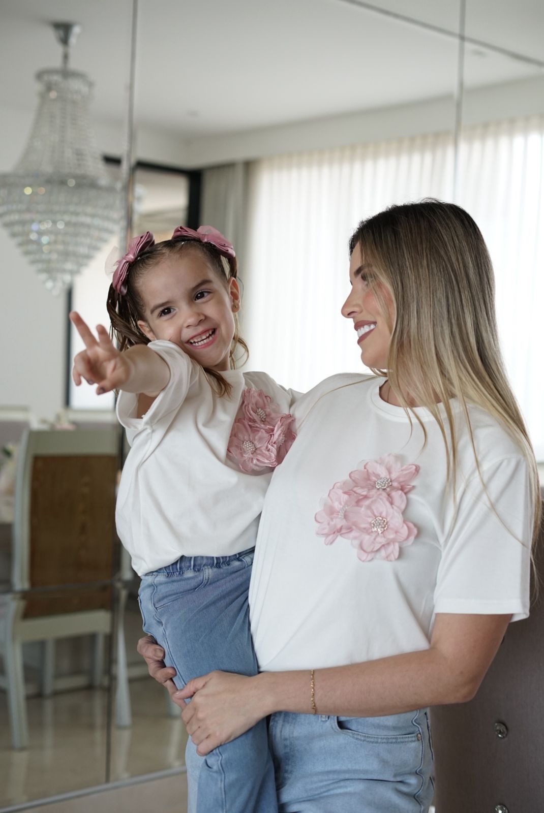 Mini Mima blanca con rosa